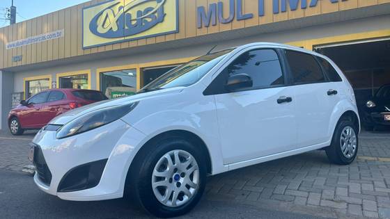 FORD FIESTA 1.0 ROCAM HATCH 8V FLEX 4P MANUAL FORD FIESTA 1.0 ROCAM HATCH 8V FLEX 4P MANUAL